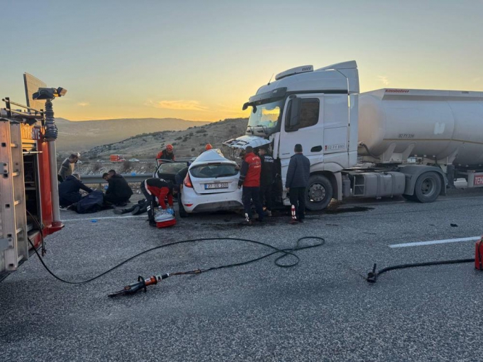 Adıyaman’da feci kaza 3 ölü 4 yaralı