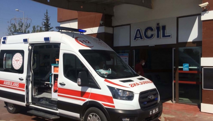 Adıyaman’da minibüs ile motosiklet çarpıştı: 2 yaralı