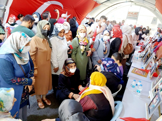 Başkan Diler’den Diyarbakır Annelerine Destek