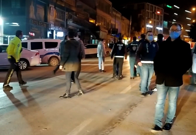 Besni'de iki grup arasında kavga: 2 yaralı 9 gözaltı