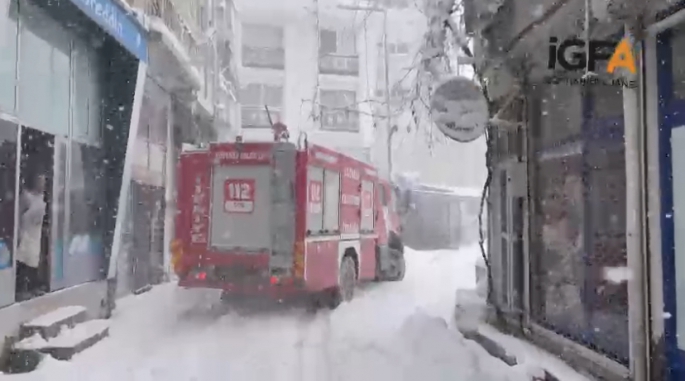 Elektrikli sobadan çıkan yangın korkuttu