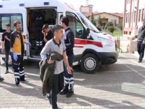 Adıyaman'da 40 Öğrenci Hastaneye Kaldırıldı