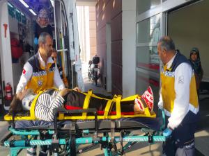 Adıyaman'da Balkondan Düşen Genç Kız Yaralandı
