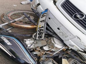 Adıyaman'da Otomobil İle Motosiklet Çarpıştı: 2 Yaralı