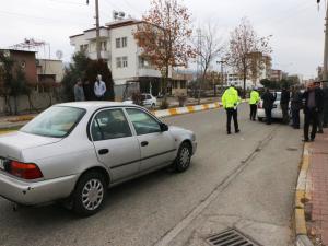 Adıyaman'da Otomobilin Çarptığı 2 Öğrenci Yaralandı