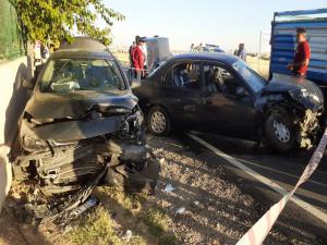 Adıyaman'da Otomobiller Çarpıştı: 5 Yaralı