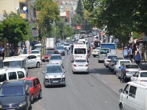 Besni'nin Kanayan Yarası Trafik Sorunu Çözüm Bekliyor