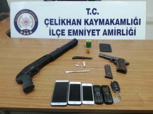 Çelikhan'da Yol Kontrolünde : 3 Gözaltı