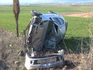 Hurda Yığınına Dönen Araçtan Burnu Kanamadan Çıktı