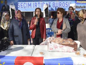 İYİ Parti Kadınlarından 8 Mart Kadınlar Etkinliği