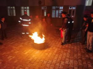Öğrenci Yurdunda Yangın Tatbikatı