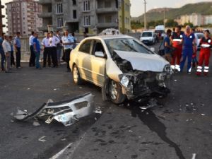 Adıyaman'da Öğrenci Servisi Kaza Yaptı