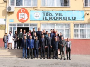 Müdür Kızılkaya 100'üncü Yıl İlk Okulunu Denetledi