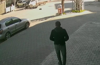 Adıyaman’da bisiklet sürücüsü otomobilden kaçtı kamyona çarptı