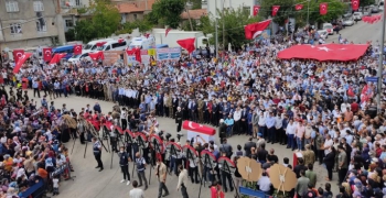 Adıyaman şehidini dualarla uğurladı
