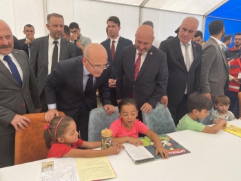 Bakan Şimşek Adıyaman´da temaslarda bulundu