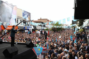 Genel Başkan Akşener'i Edirne'de Coşkulu Kalabalık Karşıladı