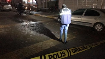 Husumetlisini sokak artasında silahla vuran şüpheli tutuklandı