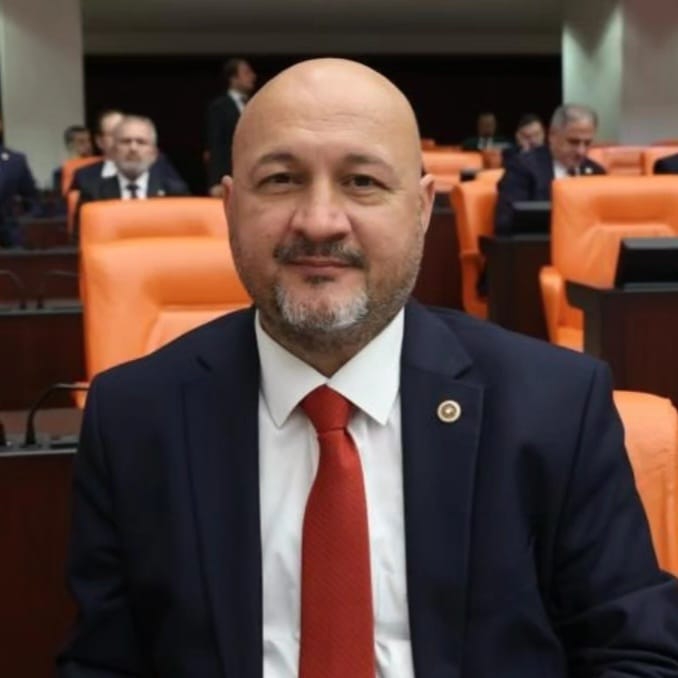 Milletvekili Kurt, Sağlıkla ilgili düzenlemeler hakkında açıklama yaptı