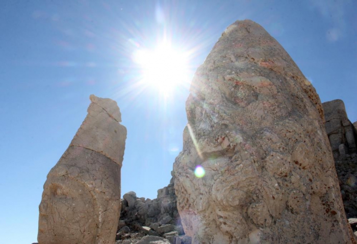 Nemrut Dağı zirvesinde güneş tutulması heyecanı