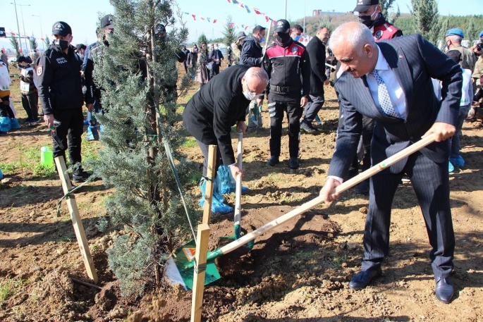 Polat; Geleceğe nefes olacağız Dünyaya nefes olacağız