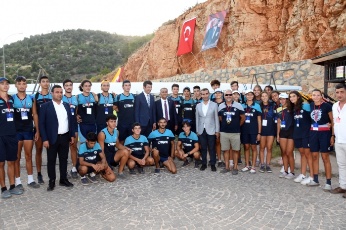 Türkiye Gençler Kürek Şampiyonası Gölbaşı’da Start Aldı