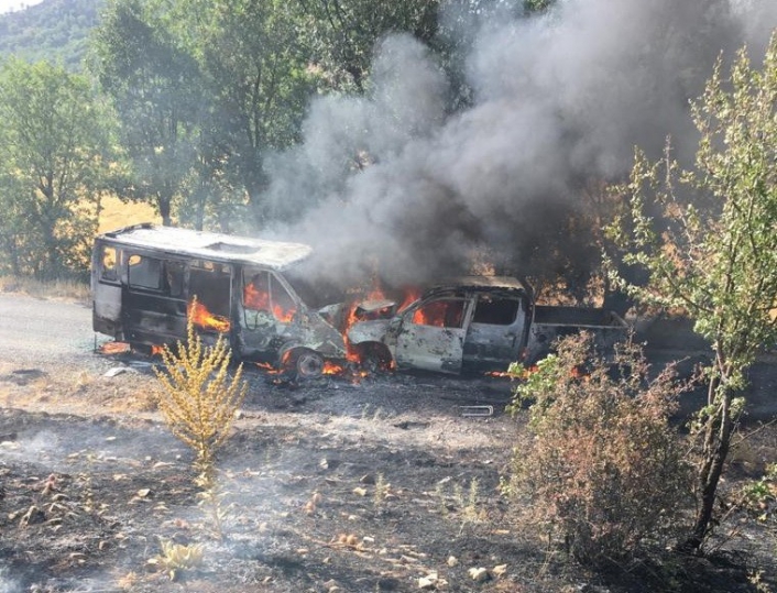 Adıyaman’da araçlar alev alev yandı