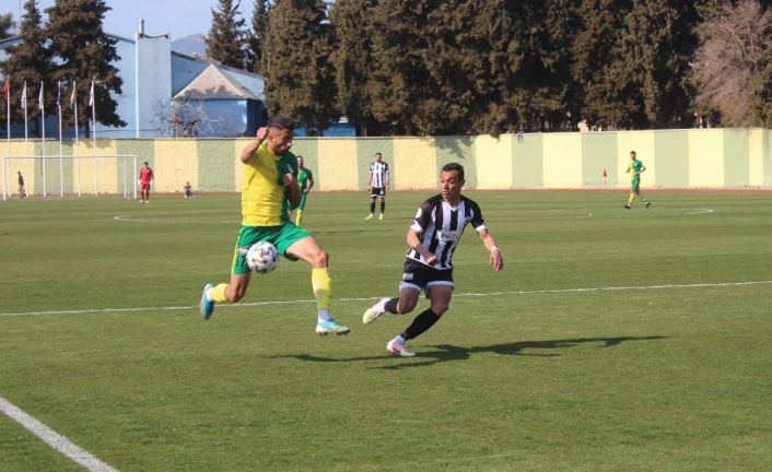 Adıyaman 1954 Spor- 68 Aksaray Belediye Spor karşılaştı