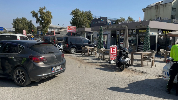 Adıyaman'da Motosiklet ile Otomobil Çarpıştı 1 Yaralı