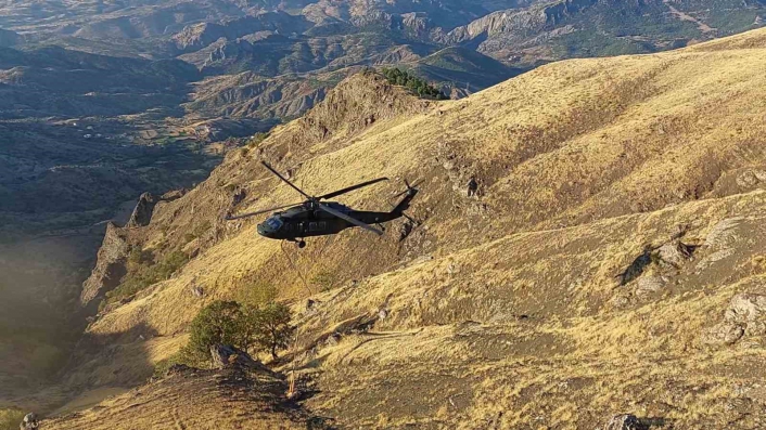 Adıyaman´da 2100 yıllık tarihi eserler helikopter ile taşındı
