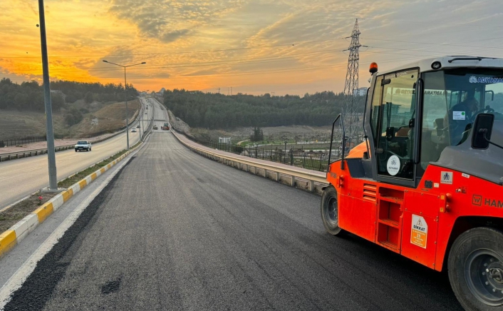 Adıyaman´da asfalt çalışmaları aralıksız devam ediyor
