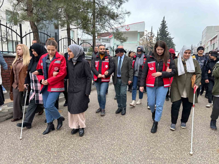 Adıyamanda görme engellilerden