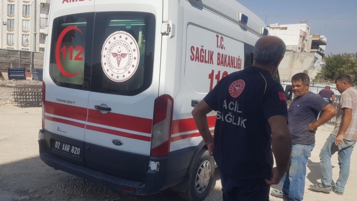 Adıyaman'da hastane inşaatında iş kazası: Bir işçi 5-6 metreden düştü - Videolu Haber