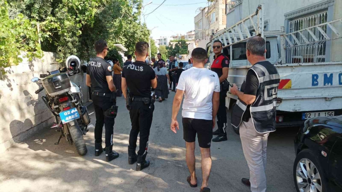 Adıyaman´da, komşular arası silahlı kavga: 2 gözaltı
