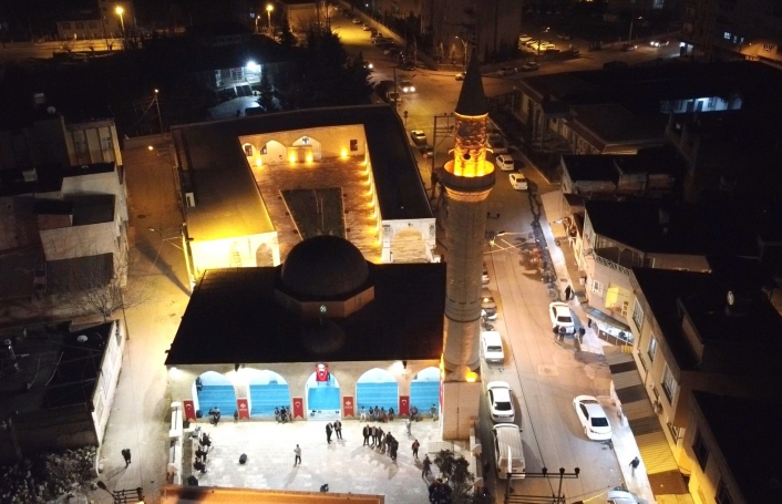 Adıyaman´da Musalla Camii ilk teravih namazıyla ibadete açıldı