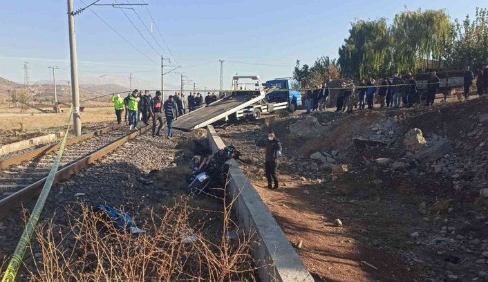 Adıyaman´da tren kazası: 2 ölü
