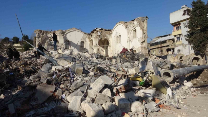 Adıyaman´da Ulu Cami yerle bir oldu
