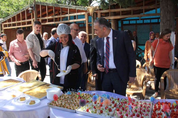 Adıyaman´ın yöresel yemekleri görücüye çıktı
