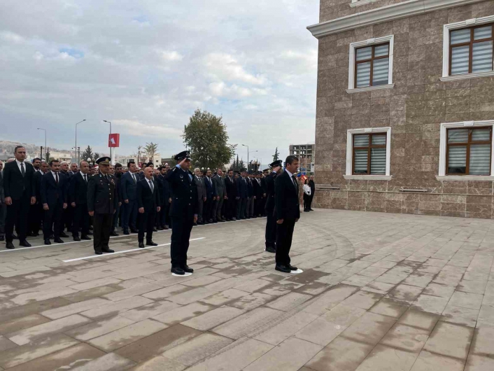 Adıyamanda 10 Kasım anma töreni
