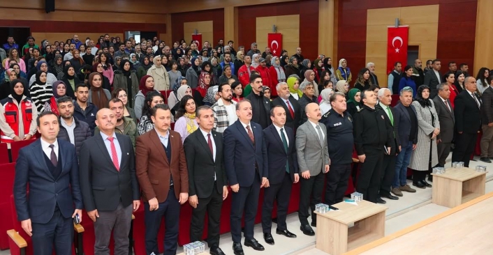 Adıyamanda en iyi narkotik polisi anne projesi toplantısı yapıldı
