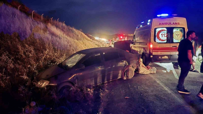 Adıyamanda feci kaza: 1 ölü, 6 yaralı
