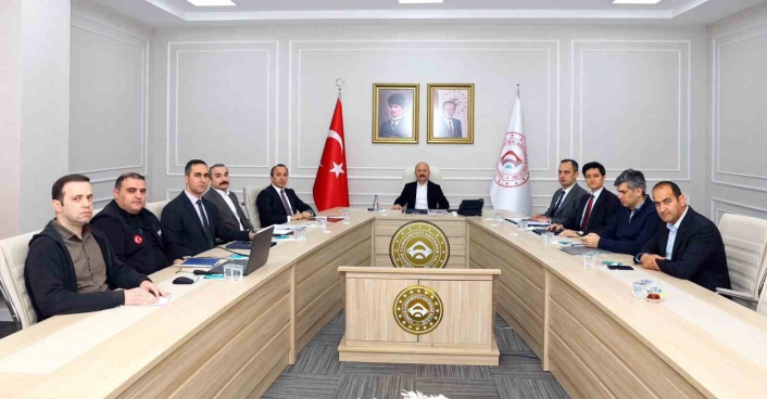 Adıyamanda kentteki çalışmalarla ilgili toplantı yapıldı