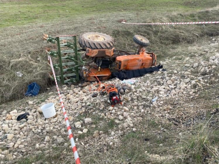 Adıyamanda traktör devrildi: 1 ölü
