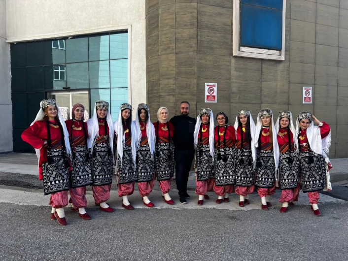 Adıyamanın halk oyunları ekibi Türkiye finaline katılacak
