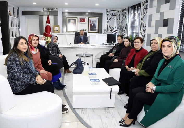 AK Partili kadınlar, Başkan Kılınç ile bir araya geldi
