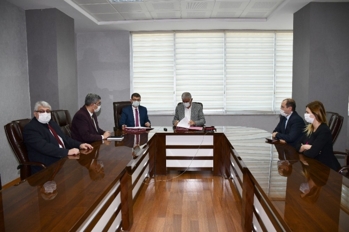 ATSO ile Halkbank arasında protokol imzalandı
