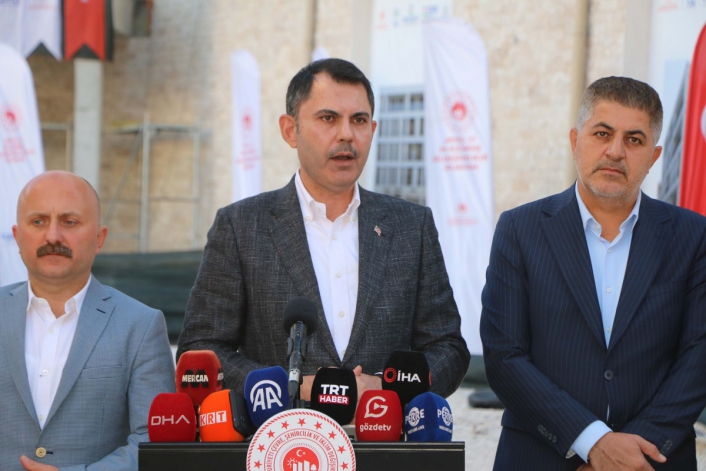 Bakan Kurum: 2024 sonuna kadar 200 bin konut depremzedelere teslim edilecek - Videolu Haber