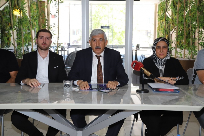 Başkan Hallaç, Kahta Belediyesinin borcunun 142 milyon 947 bin TL olduğunu açıkladı
