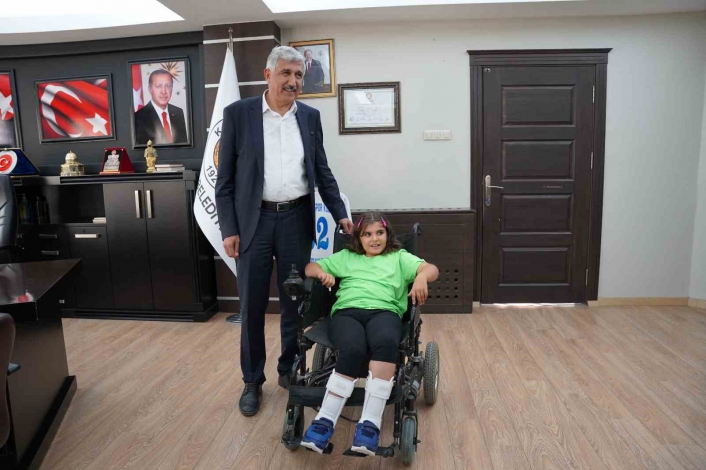 Başkan Hallaçtan 3 Dünya Engelliler Günü mesajı
