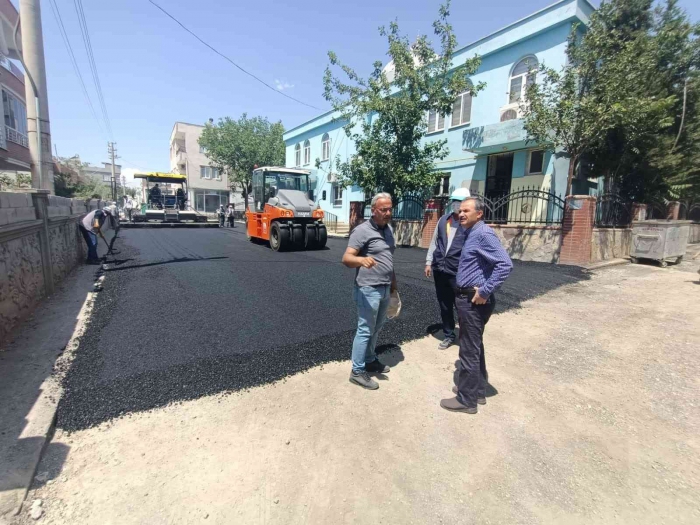 Başkan Kılınç, asfalt çalışmalarını inceledi
